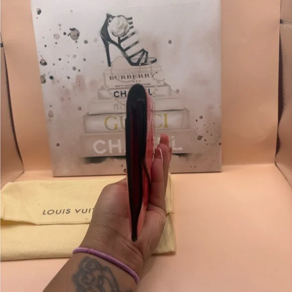 Louis Vuitton Vernis Sarah Wallet - Picture 4 of 9